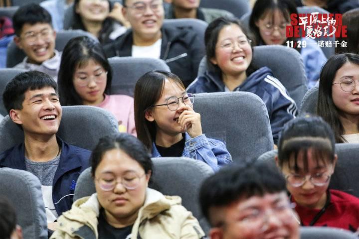 最新素人的温馨日常，友情、欢笑与家的无限温暖