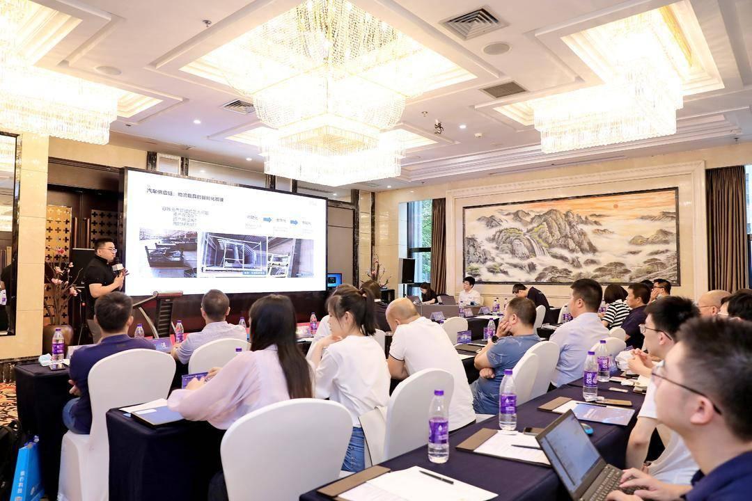 成都高档楼盘最新排名，自然美景的探索之旅