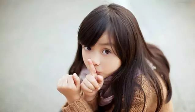 豆瓣最新福利妹子，爱的陪伴与温馨日常的精彩瞬间