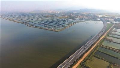 西安最新航拍，飞翔视野下的城市风貌与家的温馨