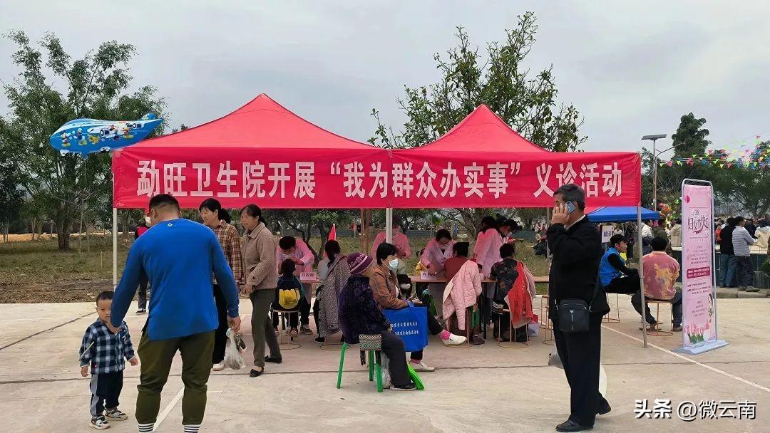 最新地摊行业高科技产品引领未来生活新潮盛宴