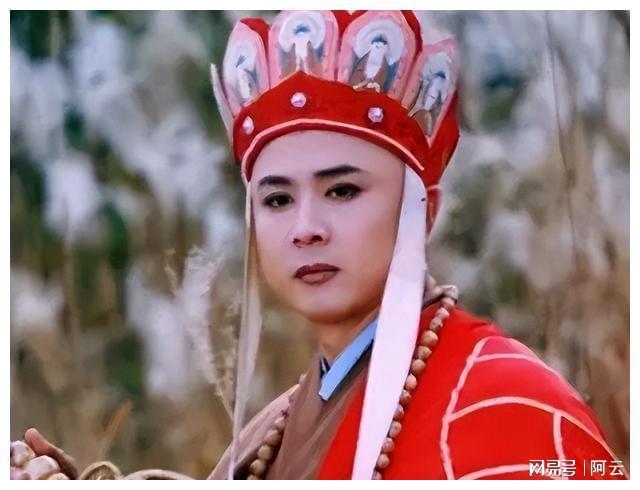 探寻唐僧扮演者足迹，小巷深处的独特小店与演员揭秘