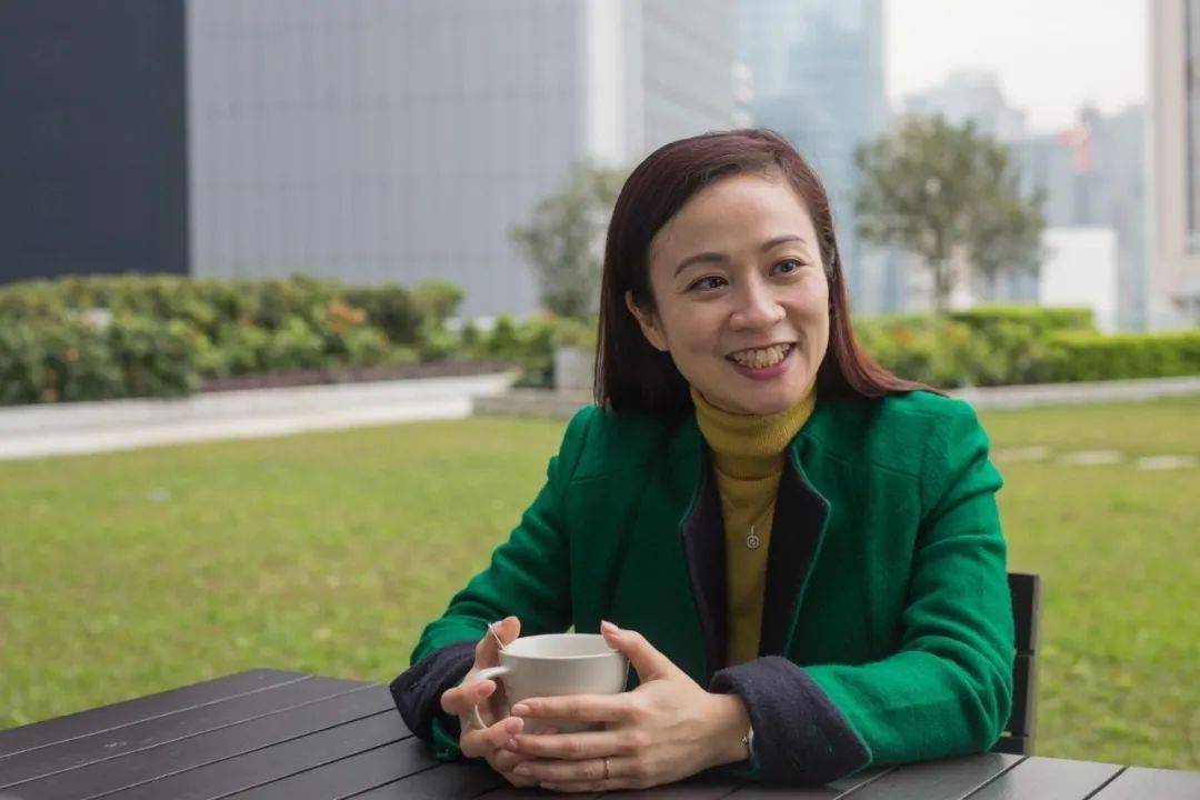 香港最新R级详细步骤指南，从入门到精通的指南